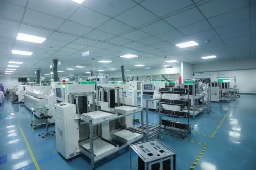 云漢芯城 雙項大獎彰顯數字化建設硬實力，技術服務鑄就產業新標桿